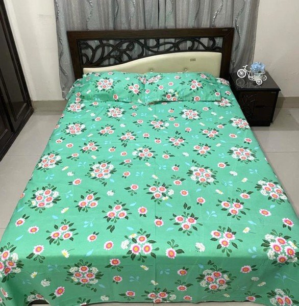 Cotton Design Bedsheet 8 x 8 foot - 3pcs Set