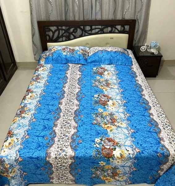 Cotton Design Bedsheet 8 x 8 foot - 3pcs Set